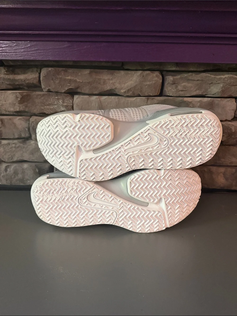 Nike LeBron Witness 7 in wolf grey and white
